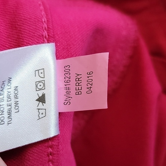 Lila Ryan | Berry Pink Skinny Jeggings Jeans - Picture 5 of 6